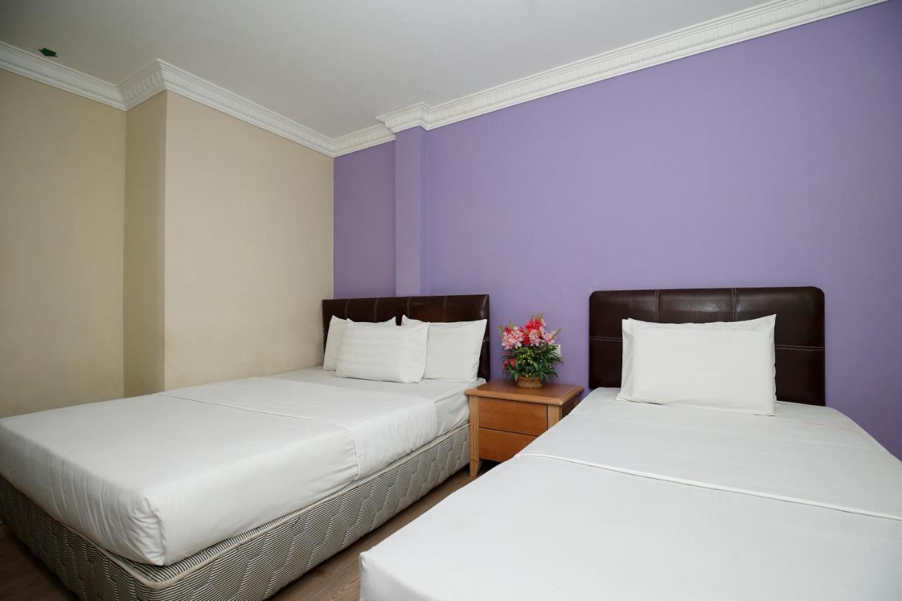 Cosy Inn Miri Esterno foto
